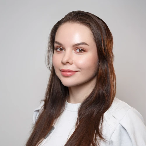  Кулаковська Олена